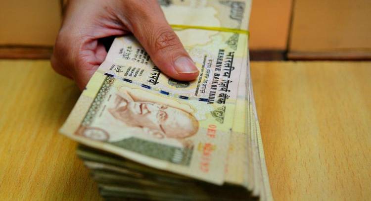 SC to govt: People allowed with genuine Reasons to Depositing Demonetised Currency