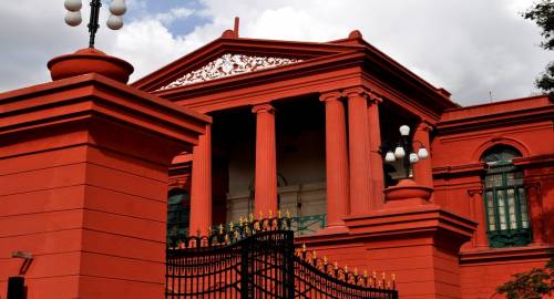 Justice Jayant Patel’s Resigns: Gujarat HC Advocates’ Association To Boycott Work, Petition SC Against Transfer