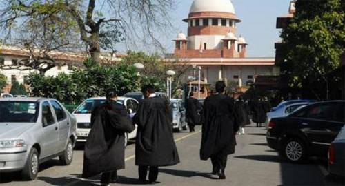 Apex Court Reserves Orders on Petition Against Lawyers Verification