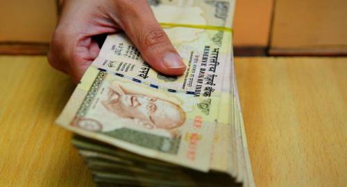 SC to govt: People allowed with genuine Reasons to Depositing Demonetised Currency
