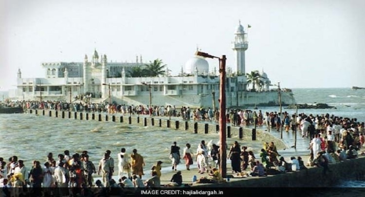 SC asks Haji Ali Dargah Trust to remove encroachments by May 8