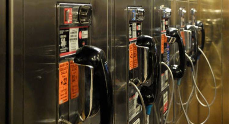 France: Justice ministry plans to fit landline phones in every prison cell