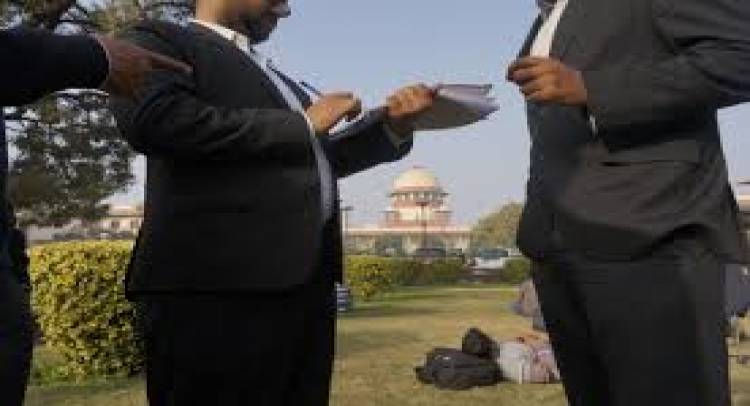 Entry into judiciary: Minimum required qualifications